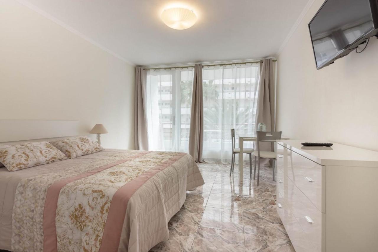 Tenerife Olympia Apart Hotel-Playa De Las Americas. Balcony, Sea View & Pool Екстериор снимка